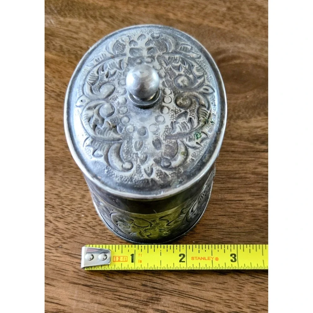 Early 20th Century Silverplate Repoussé/Chased Floral Design Trinket/Snuff Box